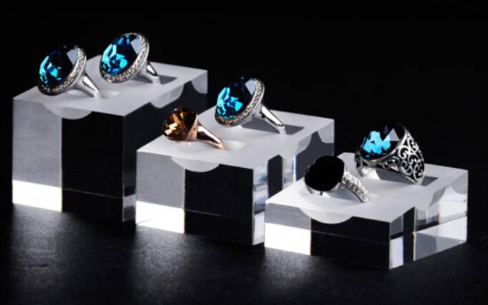 Clear-Acrylic-Ring-Jewelry-Organizer-Holder-XH29-1